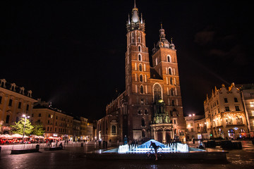 Fototapeta na wymiar Krakow by night