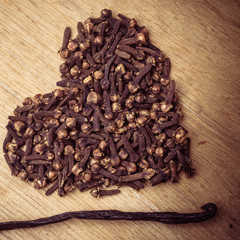 Heart form made from spice cloves