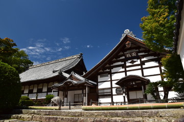 Fototapeta na wymiar 井山宝福寺（方丈と庫裏） 