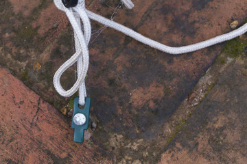 Rope and Anchor He tied the tent camp.