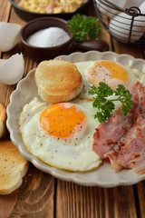 Bacon and eggs