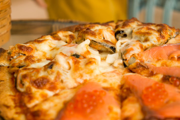 salmon roe and shellfish pizza