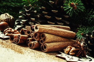Cinnamon sticks and star anise in the Christmas decoration with