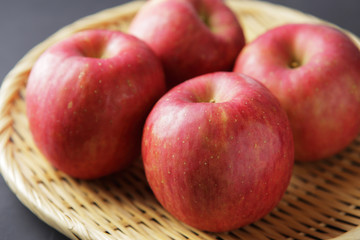 りんご　Apples
