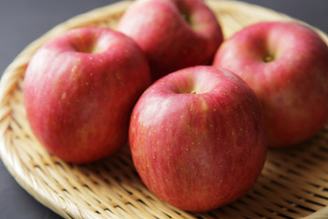 りんご　Apples