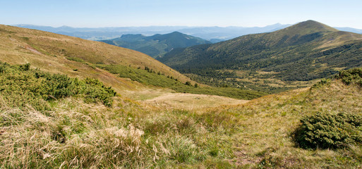 Fototapeta na wymiar Carpathian mountains in late summer