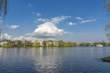 An der Alster 2
