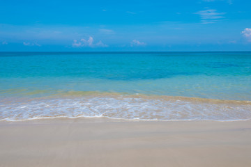 Fototapeta na wymiar sea beach blue sky sand sun daylight