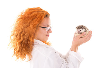 Veterinarian with hedgehog © Luis Louro