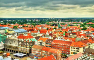 Fototapeta premium Old town of Lubeck - Germany