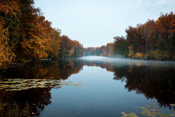 Fototapeta na wymiar autumn landscape, river, haze, evening 