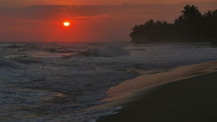 Sonnenuntergang bei Habaraduwa Sri Lanka