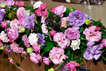 ブライダルイメージ,華麗で優美なとても素敵なウェディング