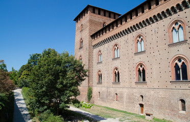 Fototapeta na wymiar Castello Visconteo-Pavia-Italia