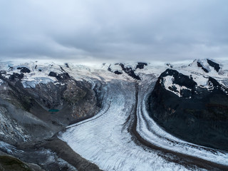 vista del glaciar Gorner y el Monte Rosa desde el mirador de Gornergrat, Suiza, verano de 2016 OLYMPUS DIGITAL CAMERA