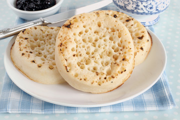 Toasted English crumpets
