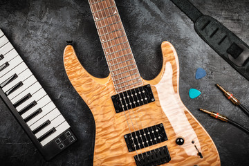 Fototapeta premium Electric guitar on grey background