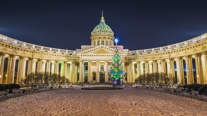Obraz premium Christmas St. Petersburg. Kazan Cathedral