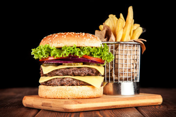 Delicious grilled burger - obrazy, fototapety, plakaty
