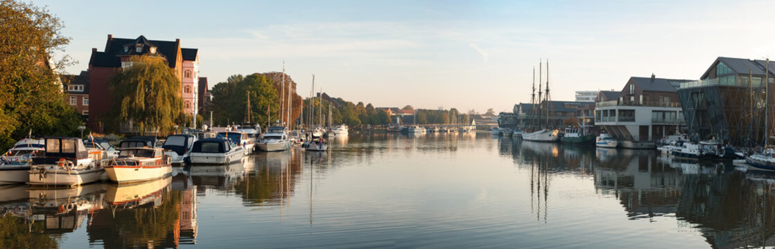 panarame Freizeithafen der Stadt Leer Ostfriesland, Landschaften und Natur in Ostfriesland