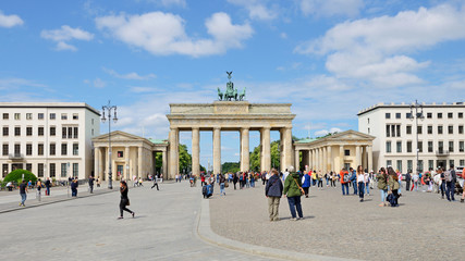 Brandenburg Gate, Berlin © Tomasz Warszewski