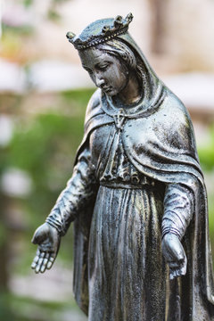 Bronze statue of the virgin mary