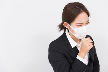 マスクをした女性