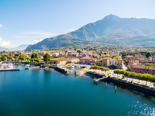 Fototapeta na wymiar Colico - Lago di Como (IT) - Vista aerea del lungolago