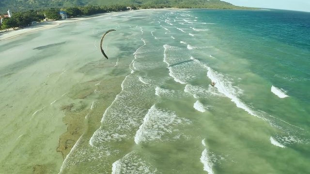 Kitesurfing on the coast of the Philippines. Aerial views 5.
