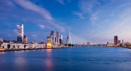 Fototapeta na wymiar Gateway to Europe - Rotterdam Skyline with Erasmus Bridge Spanni