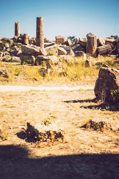 Fototapeta Ancient Greek temple in Selinunte, Sicily, Italy. Detail view.