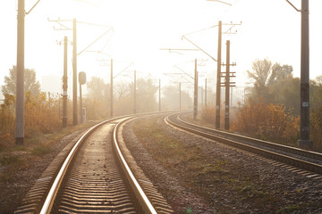 Fototapeta na wymiar railway, autumn morning
