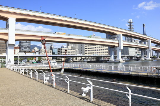 メリケンパークにある阪神淡路大震災の痕跡