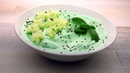 Sauce with yogurt and cucumber for starter