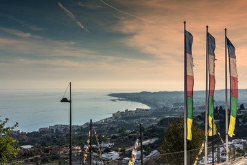 Which Stupa is a dome shaped building erected as a Buddhist shri © Eduardo Lopez