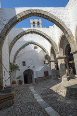 Obraz premium Innenhof des Johannes-Klosters auf der Insel Patmos, Dodekanes, Griechenland