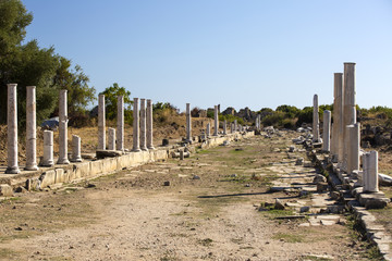 De ruïnes van de oude stad Side in Turkije