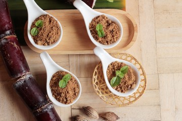 Brown sugar with natural sweet and cane.