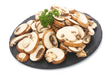 Champignons d'automne émincés
