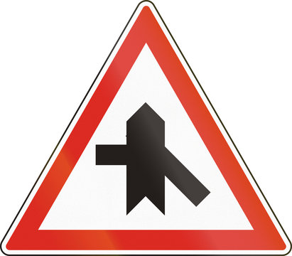 Hungarian regulatory road sign - Crossroads with priority
