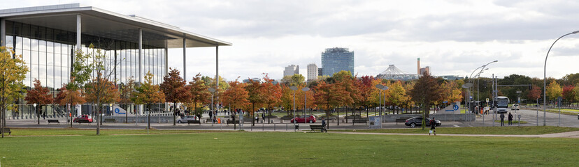 Panorama im Regierungsviertel Berlin Herbst