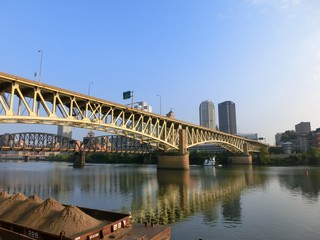 Bridge spanning river in Pittsburgh, Pennsylvania