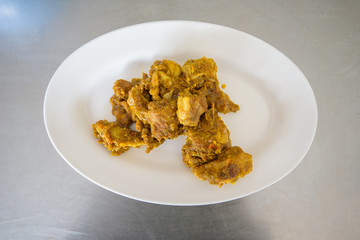 Stir Fried Minced Chicken Breast with Hot Yellow Curry Paste