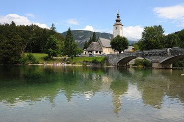Fototapeta na wymiar Vogel mountain in Slovenian national park Triglav