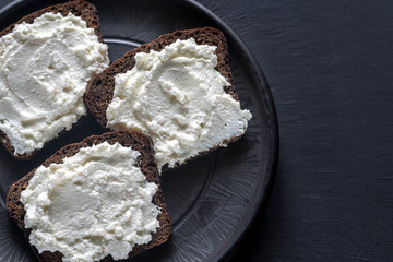 Sandwiches with cream cheese