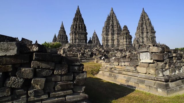 プランバナン遺跡　ロロ・ジヨングラン寺院