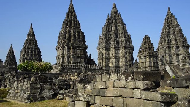 プランバナン遺跡　ロロ・ジヨングラン寺院