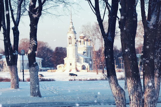 city footpath winter