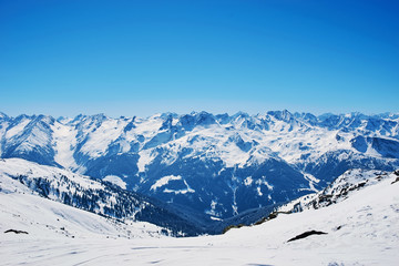 Fototapeta na wymiar Winter ski reasort