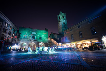 Piaza Vecchia durante la notte di Halloween